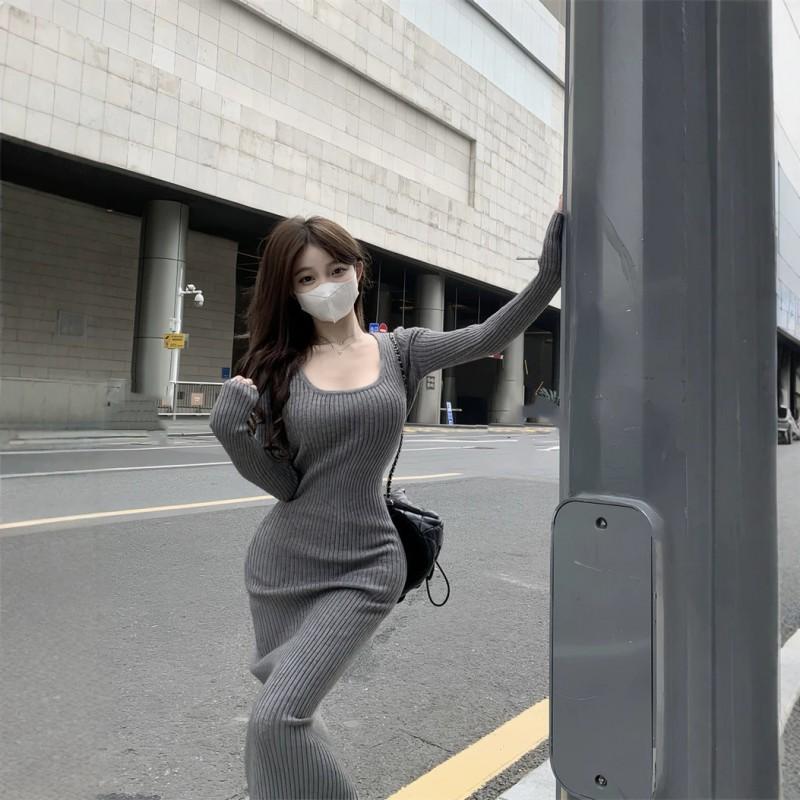 Elegant French Style Square Neck Knit Midi Dress Women Slim Fit Bodycon Long Sleeve Winter 2026