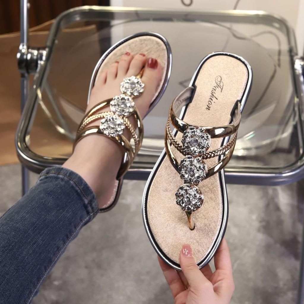 Women's Rhinestone Flip Flops, Summer Glittering Sandals with Round Diamonds, Comfortable Flat Sole Thong Sandals for Beach, Vacation