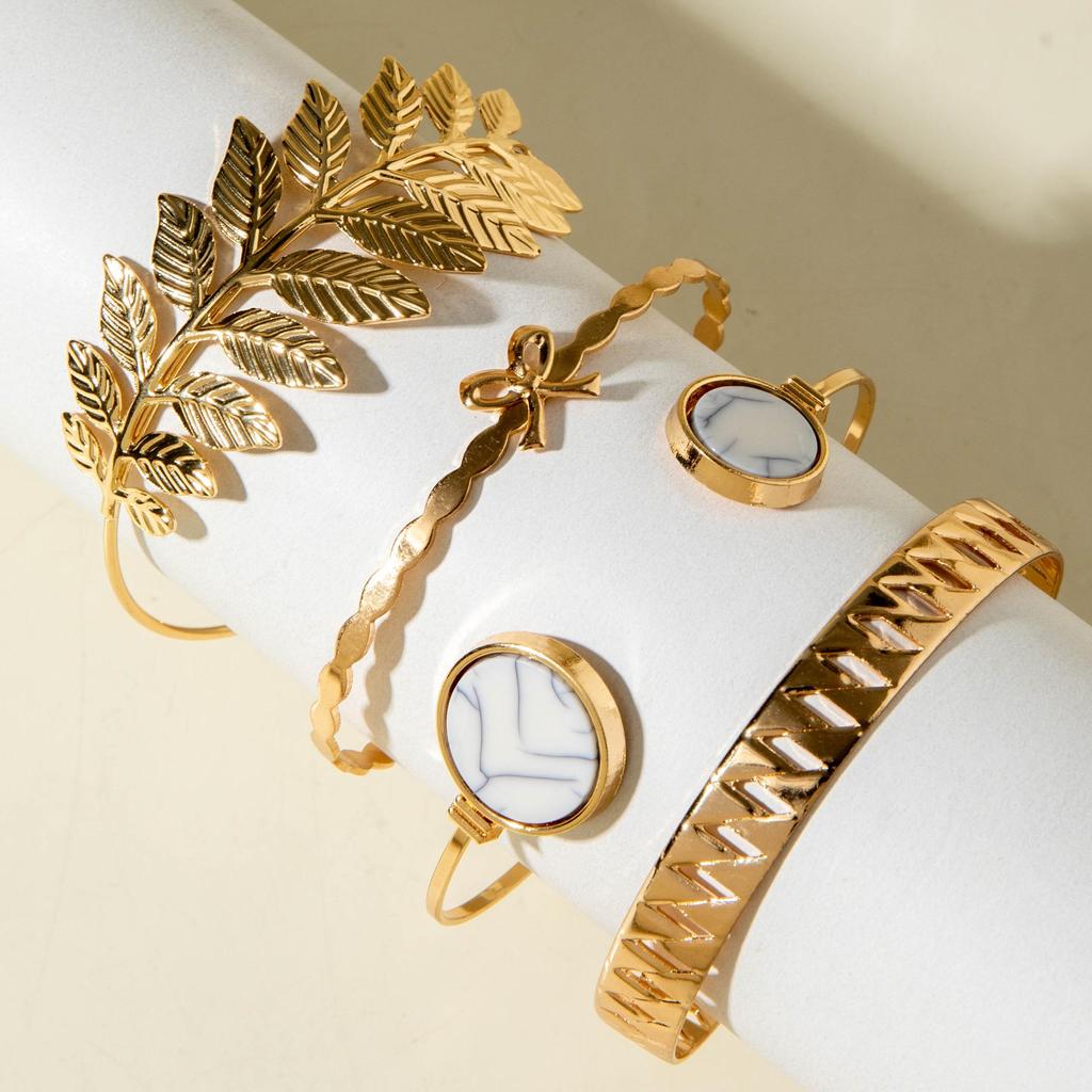 Geometric pleated metal bracelet light luxury bracelet multi-layer stacked bracelet women