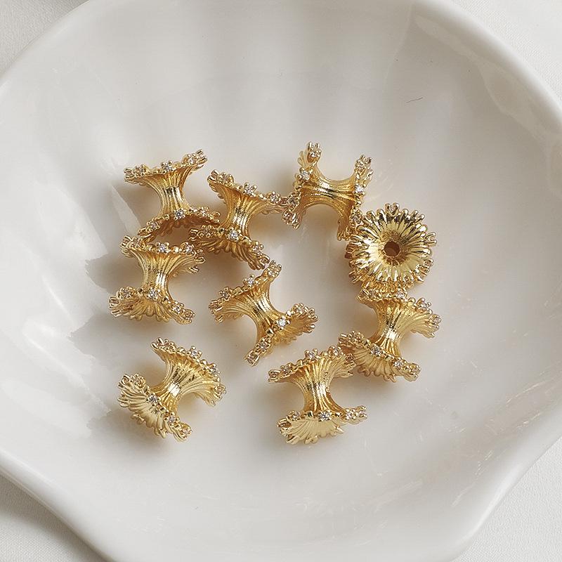 Armband mit doppelseitigem Blütenmotiv aus 14-karätig vergoldeten Zirkonia-Perlen, DIY-Schmuckaccessoire