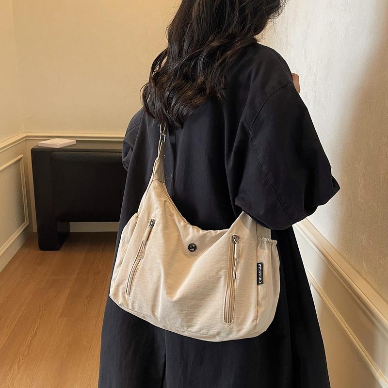 Large capacity bag Women's tote bag College student commuter messenger bag Women's waterproof nylon shoulder bag