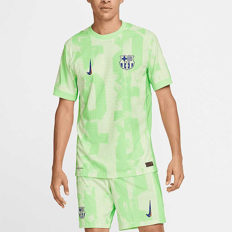 Nike X FC Barcelona Zusammenarbeit Bequemer Rundhals-Pullover Kurzarm Fußballtrikot Herren Tops Grün FQ1949-701