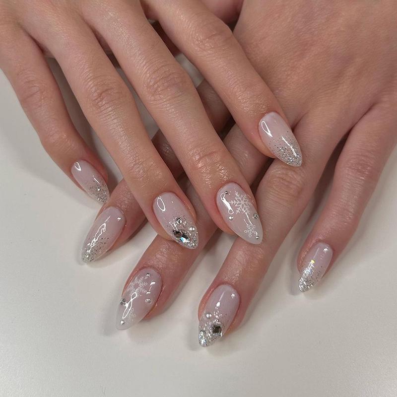 24Pcs French Glitter Snowflake Diamond Nude Christmas Press On Nails Removable False Nails For Women And Girls