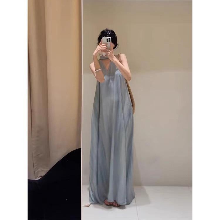 French Lazy Wind Sleeveless Neck Dress Women's 2026 Summer Cold Seaside Vacation Loose Shoulder Dress