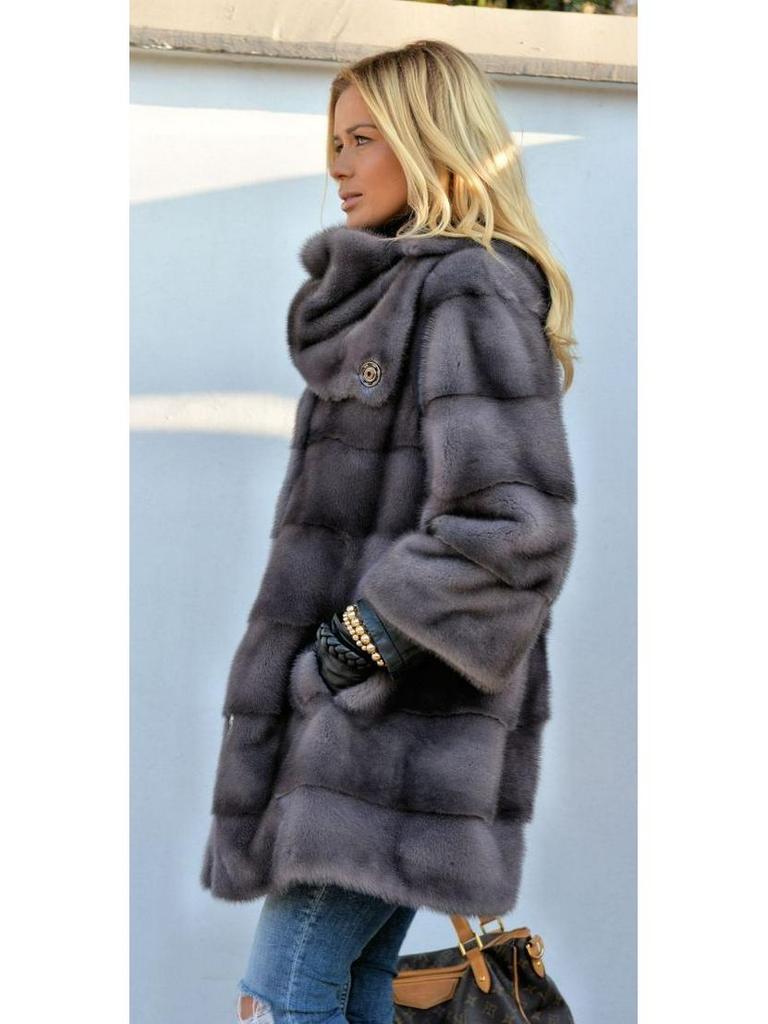 Gray Mid-Length Women's Faux Mink Fur Coat with Long Sleeves