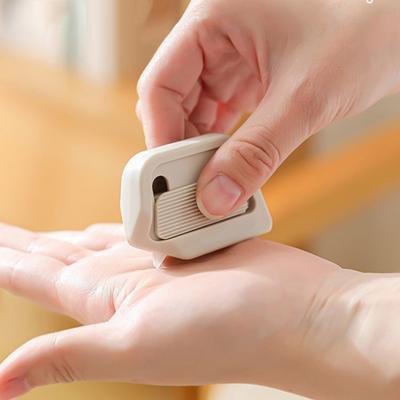 Magnetic Folding Cutter with Ceramic Blade Pocket Size Right-Angle Grooves Box Opener Cutter Portable Collapsible Cutting Tools