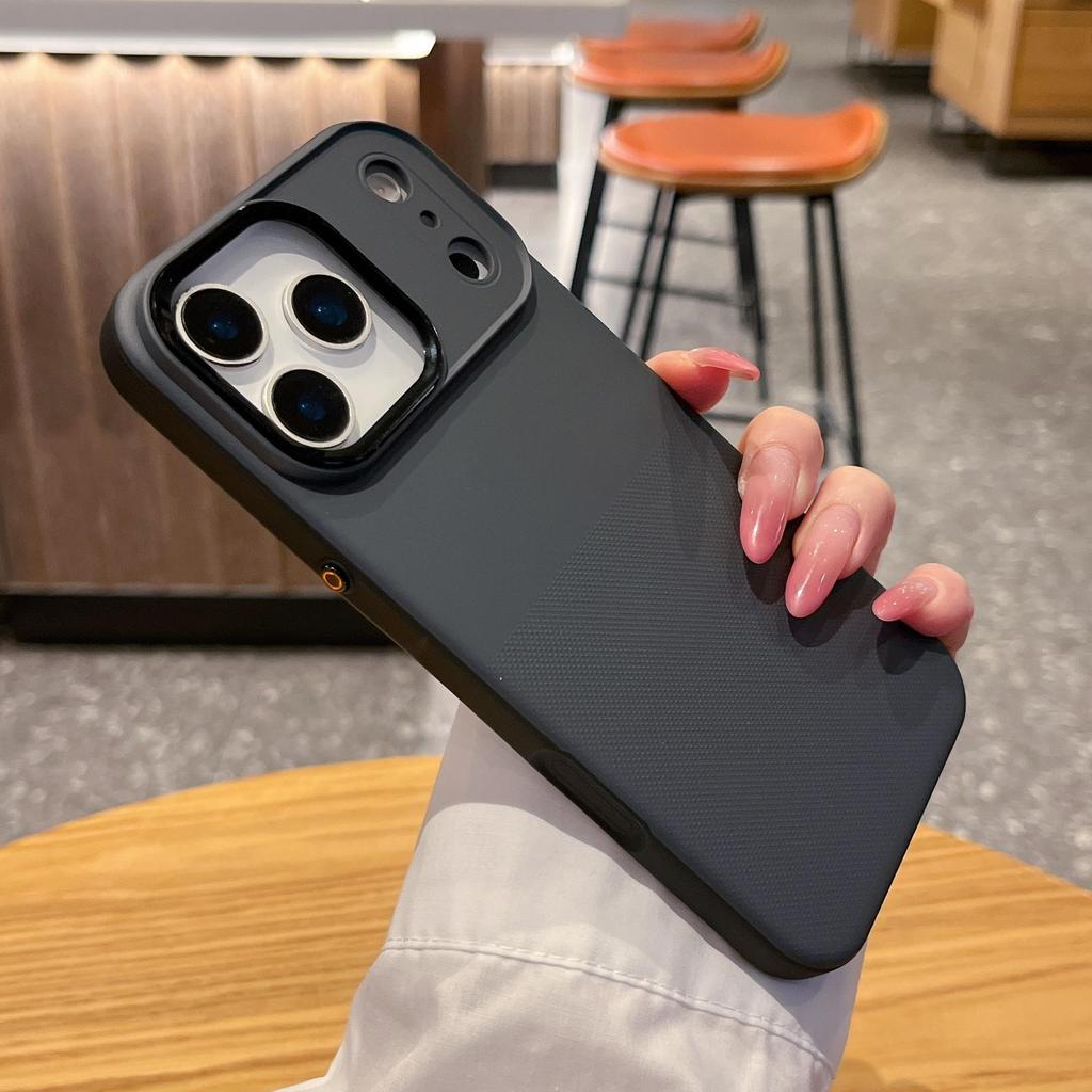 Apple iPhone 17 Pro Max Case: Skin-like Texture, Metal Lens Buttons, Frosted Finish, Anti-fall Protection.