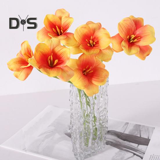 Ramo de Tulipanes Simulados Tacto Realista Pétalos de PU Vitalidad Desvanecida Tallos Flexibles Sin Mantenimiento Tulipanes Falsos Decoración para el Hogar