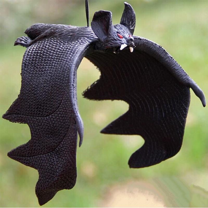 Spooky Hanging Rubber Vampire Bat Halloween Party Prop Decoration
