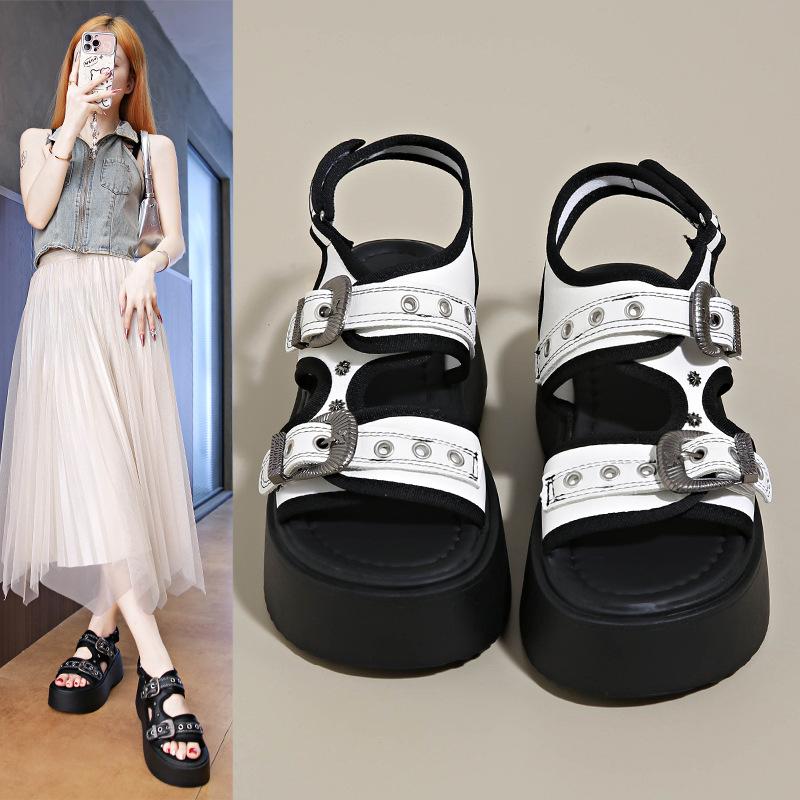 2025 new thick-soled belt buckle new Roman sandals women's fashion versatile muffin shoes go out in summer
