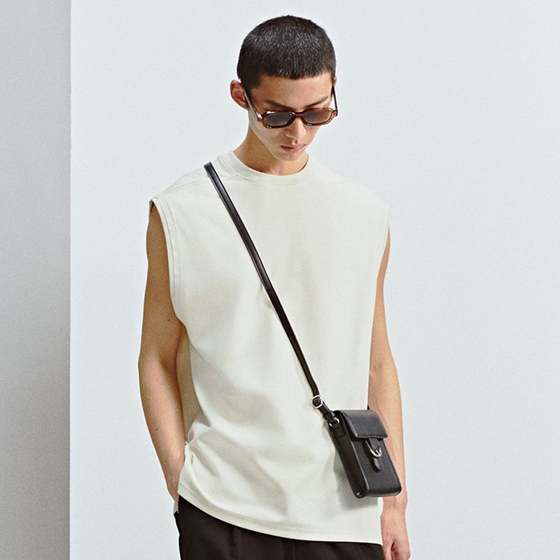 

HM Men s Vest 2025 Summer New Arrival Loose round Neck Sleeveless American Casual Comfortable Top 1288364 White 175/108(L)