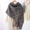 Accessoarer – Halsdukar & Sjalar