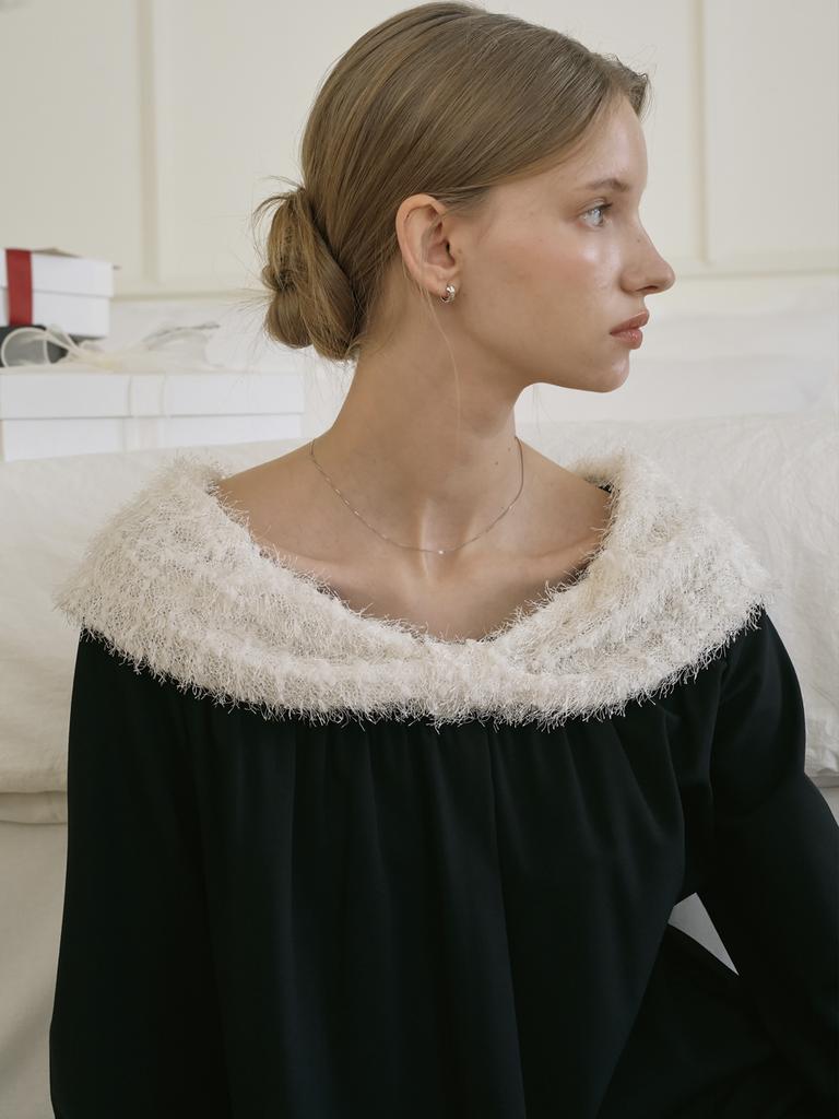 Peulomdeimomeonteu Miel Fur Ribbon Blouse_2Color