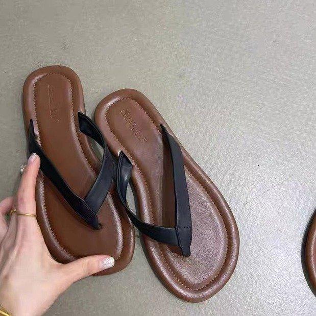 Flat-bottomed Cool Slippers Women's Summer Wear Internet Celebrity Ins Trendy Fashion Versatile Flip-flops Women's Simple Toe Beach Shoes