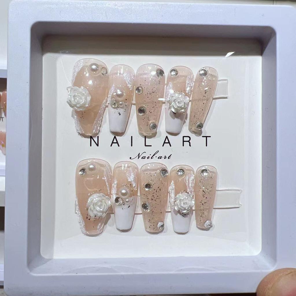 Nailwear Handmade Nail Patch White Gypsum Camellia Manicure Removable and Reusable