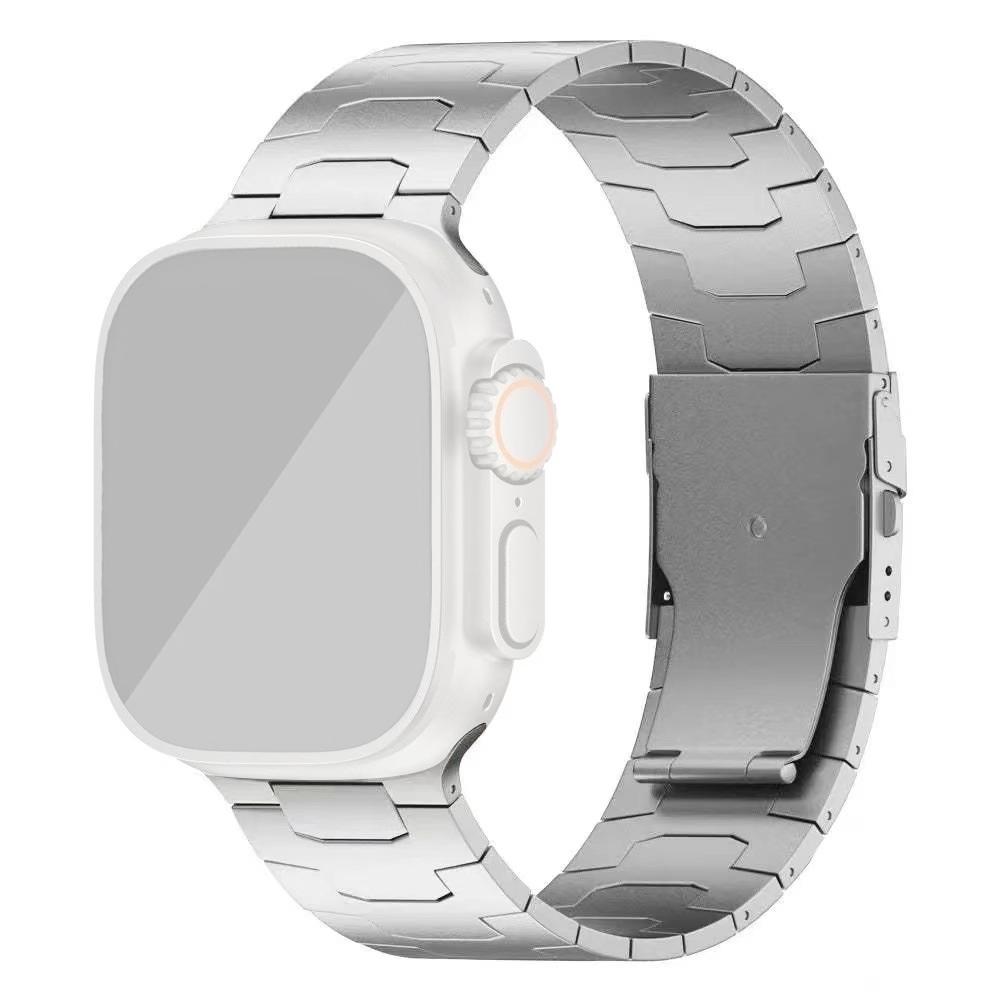 

For Apple Watch 10 46mm/Ultra 2/Ultra 49mm/9 8 7 45mm/SE (2023) SE (2022) SE 6 5 4 44mm/3 2 1 42mm Titanium Alloy 26mm Band Silver