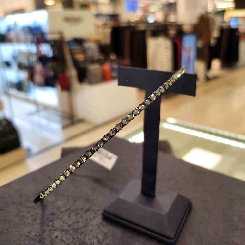 Atria Crystal's Gorgeous and Luxurious Hairband B MKKHBSK002PCF