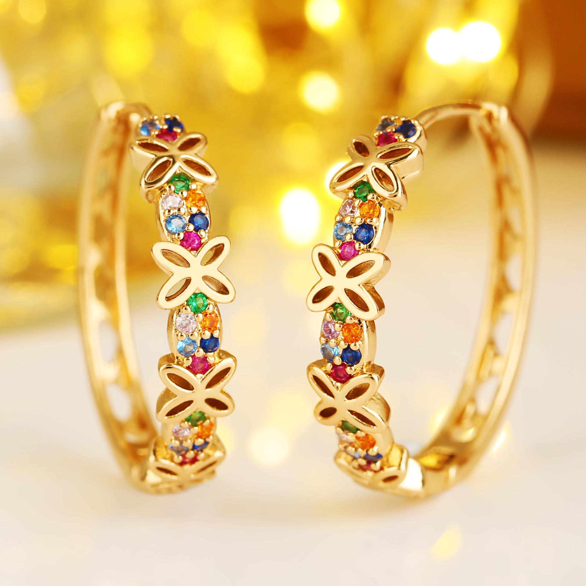 Yanbai Plum Blossom Zirconia Ear Cuff - Elegant and Versatile Women s Fashion Accessory.