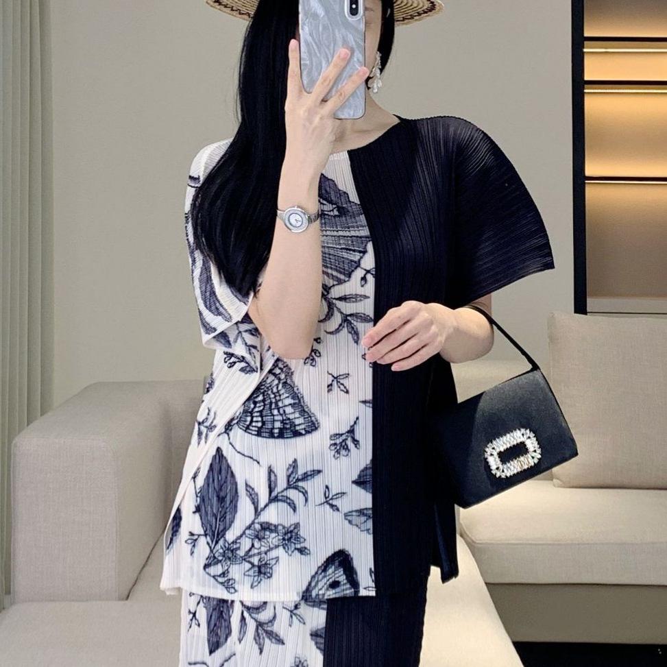 

Модный женский летний плиссированный топ и миди-юбка, комплект из двух предметов One Size (90-150 Jin)