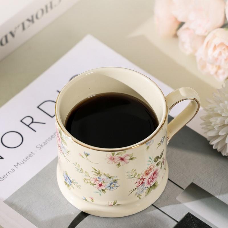 Nordic Hand Drawn Flower Ceramic Mugs Light Luxury Coffee Cups Golden Edged Milk Cup Breakfast Mug Kitchen Drinkware