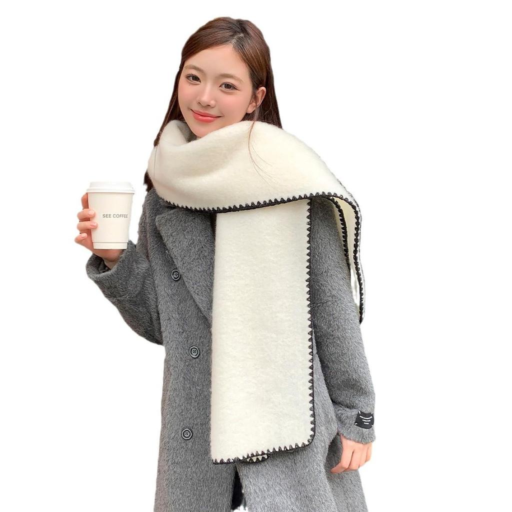 2024 Wool Warm Triangle Scarf with Needle-Lock Edge - High-Grade Solid Color for Women