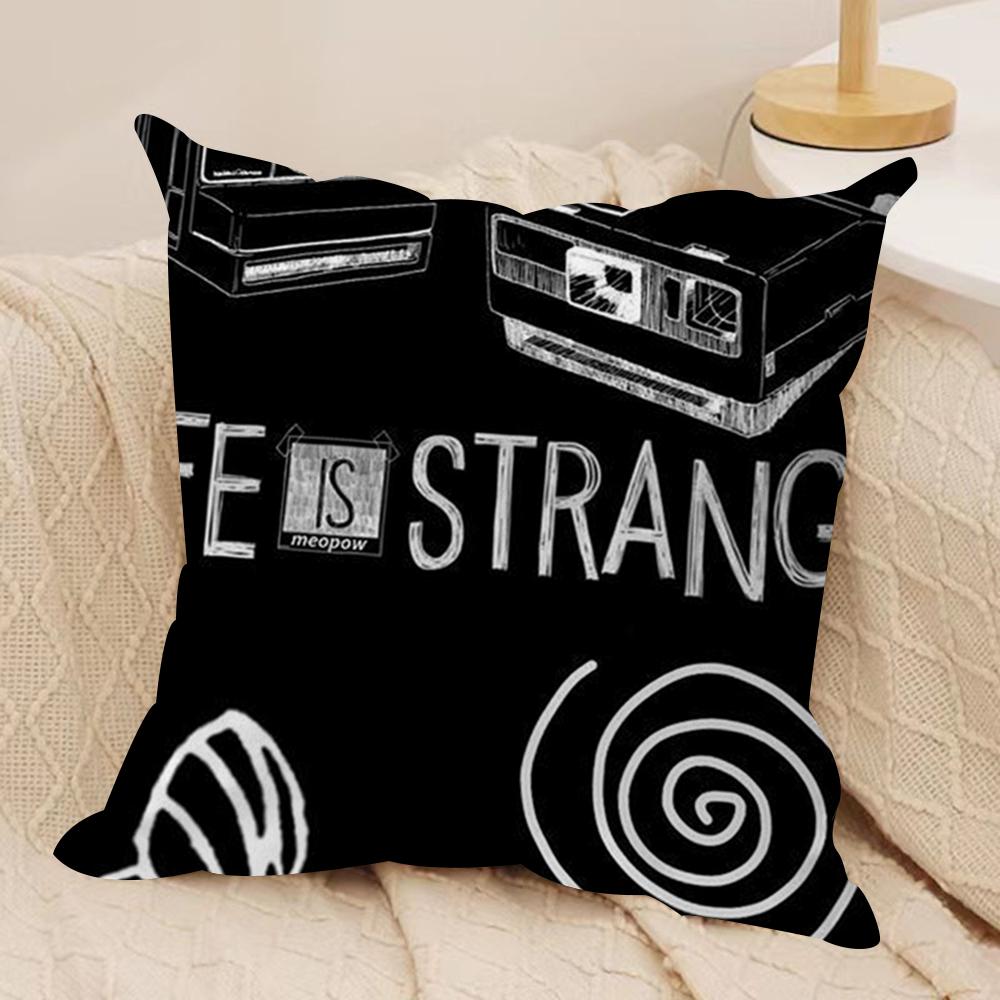 LLife Is Strange Cushion Cover Soft Plush Fabric DoubleSided Printed Sofa Cushion Cover for All Seasons Home Decor Gift