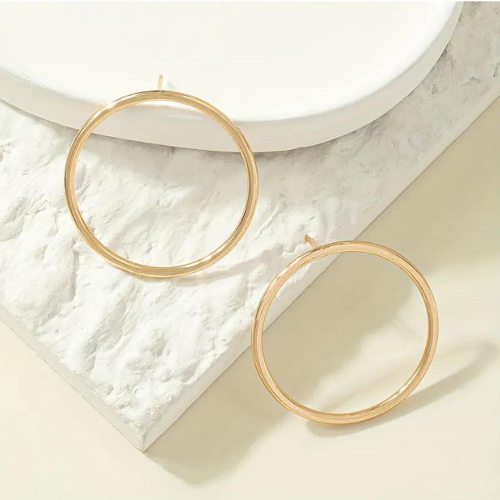 Simple Geometric Cold Style Round Fashion Versatile and Elegant Ladies Earrings