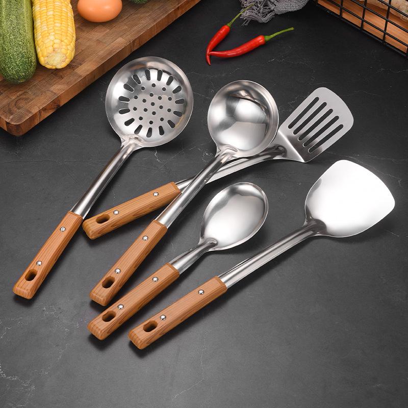 Stainless Steel Kitchen Utensil Set: Slotted Spoon, Soup Spoon, Frying Pan Spatula, Rice Spoon, Stir-fry Spatula.