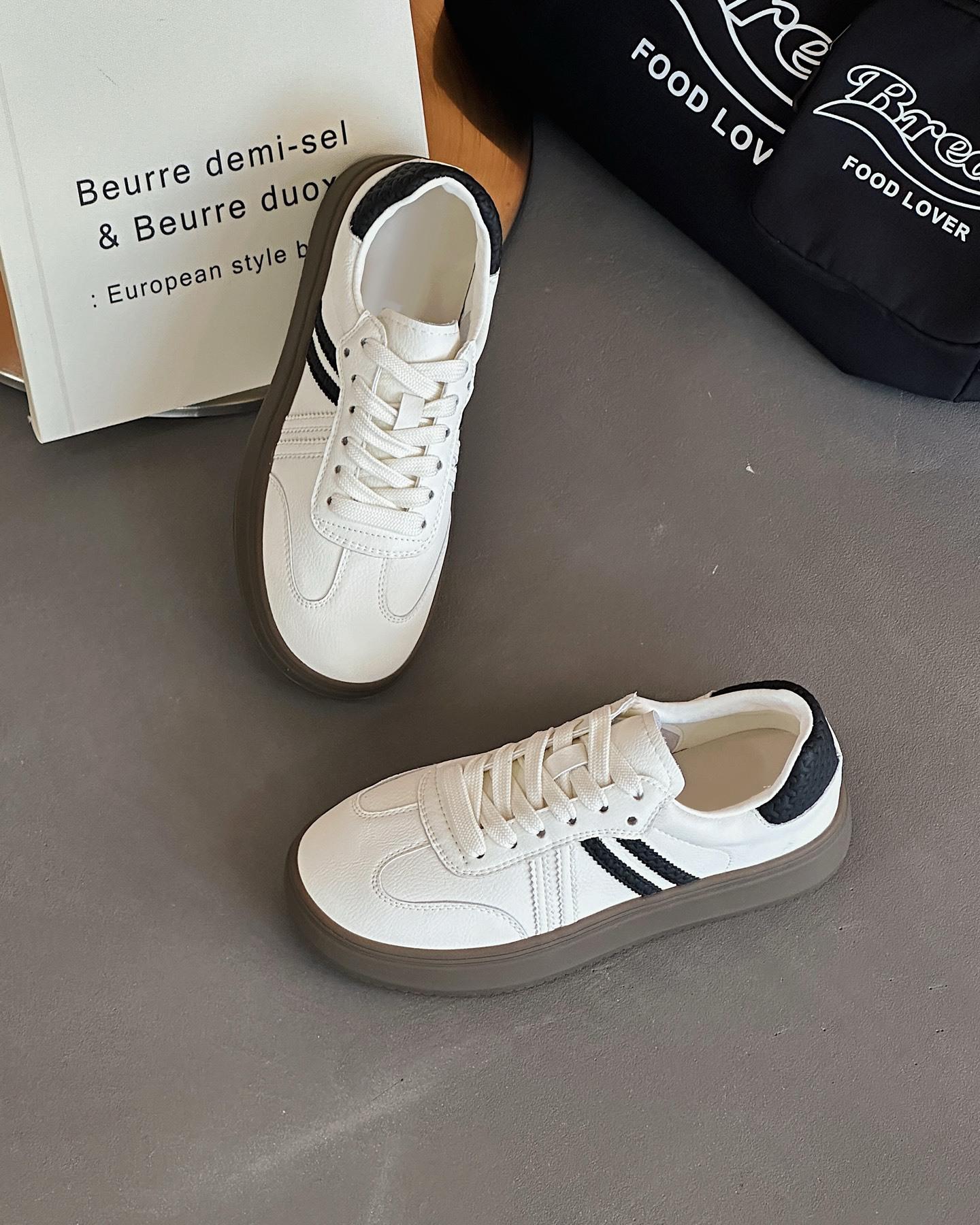 

Thick-soled soft-soled popular German training shoes women s 2025 summer new shoes versatile women s casual shoes German training shoes board shoes 40