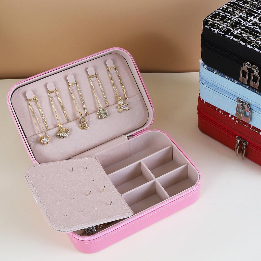Small Style Leather Jewelry Box With Zipper And Dividers For Necklaces And Rings