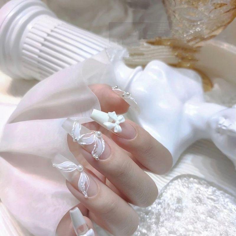 

Handmade White French Ribbon Bow Nail Stickers Ribbon middle ladder XS