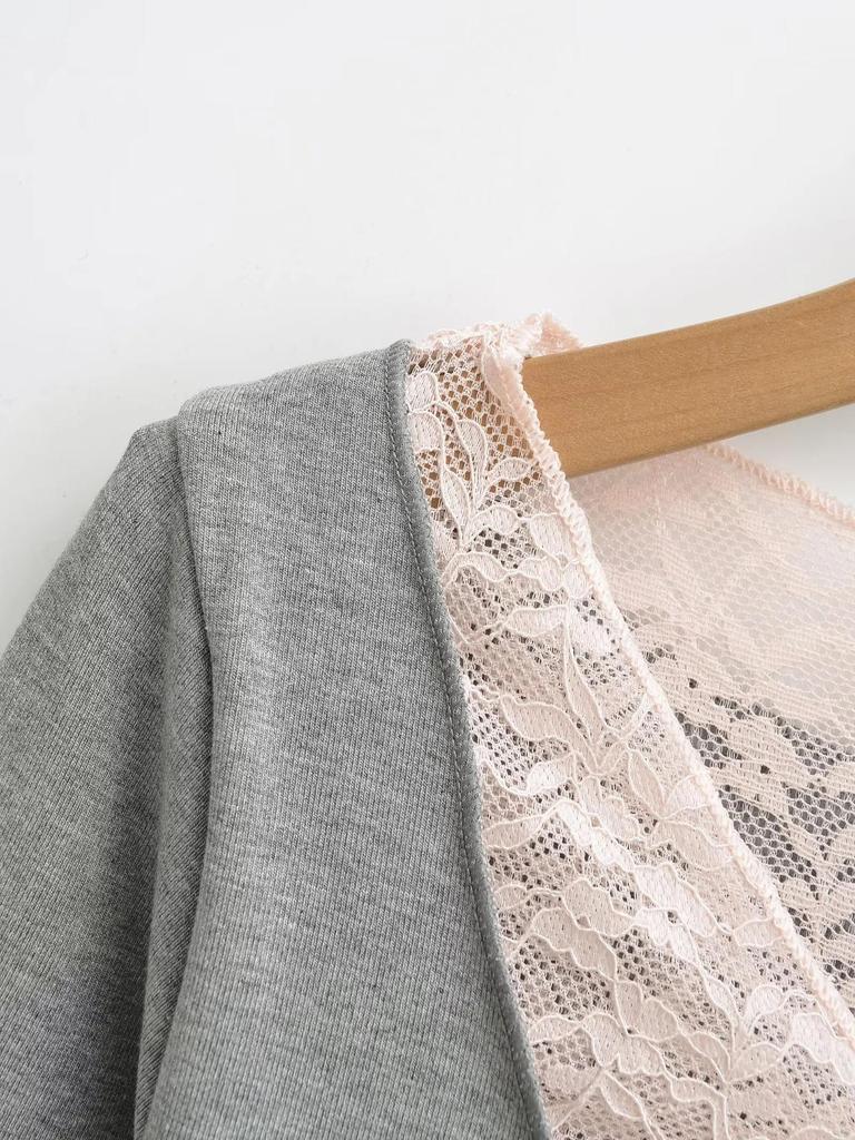 Lace Patchwork V-Neck Two-Piece Long-Sleeve Slim-Fit T-Shirt for Women - Spring/Autumn