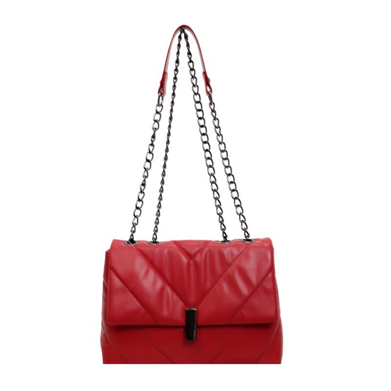 Quilted Leather Shoulder Bag with Chain Strap Metal Clasp Flap Closure Casual Tote Purse for Women Daily