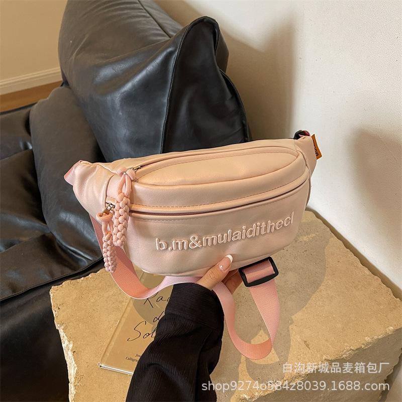 

This year s popular fashion simple breast bag small bag women 2025 new Internet celebrity casual fanny pack messenger small bag рожевий
