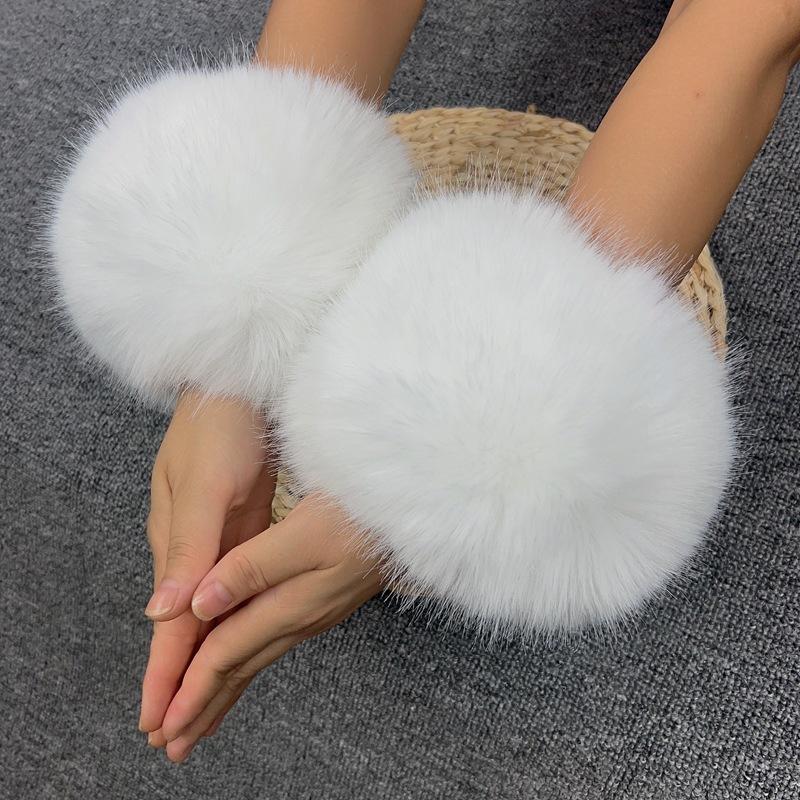 Soft Faux Fur Wrist Cuffs Hand Warmers Plush Fuzzy Wristbands Winter Accessories for Women and Men Comfortable Fit