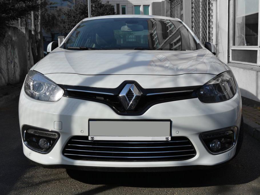 Bumper Grille (2013-2025, Stainless Steel) Carmos - Turkish Steel for Renault Fluence