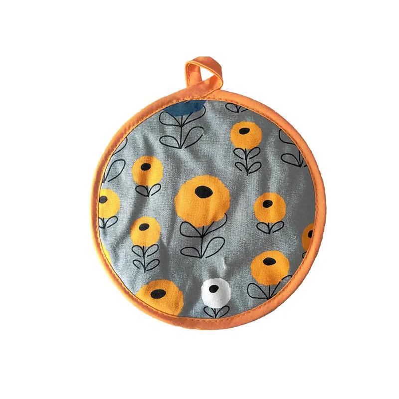 

1Pc Round Square Cotton Placemat Heat Resistant Home Kitchen Baking Insulation Pad Microwave Glove Table Decor 18cm