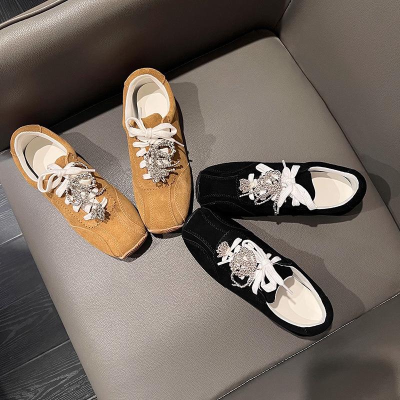 Měkká hovězí kůže~ pravá kůže retro čtvercová špička perlová mašle německé tréninkové boty dámské 2025 nové ležérní plátěné boty boty Forrest Gump