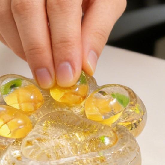 Průhledná hračka na mačkání kočičí tlapka Úleva od stresu Jahoda Hrozno Třešeň Mrkev Ananas Třpytivá koťátko Tlapka Senzorická hračka Měkký stresový míček Fidget hračka