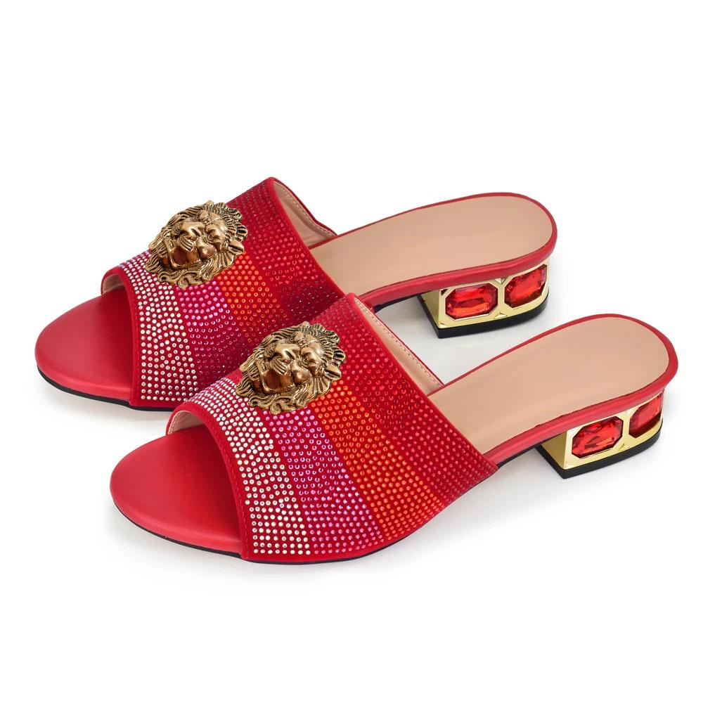 Mode Sommer Paare Flip-Flops Marke Designer Lässig Be ach Slipper Damen Strass Luxussandalen Italienischer Dinnerparty-Stil