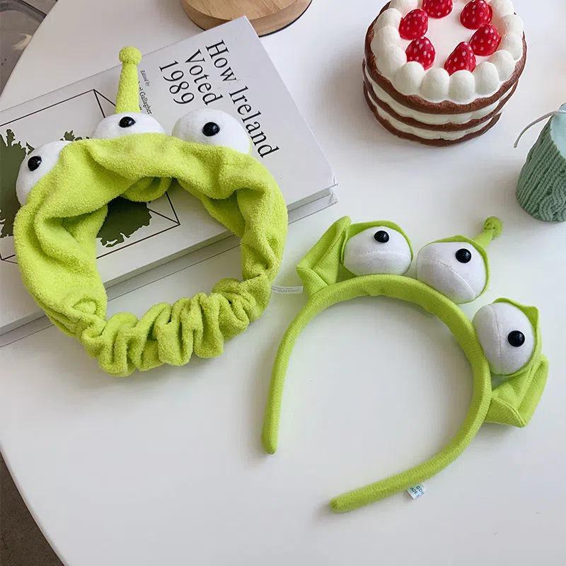 Three-Eyed Sulley Cartoon Headband: Cute Plush Hair Accessory for Photos & Fun
