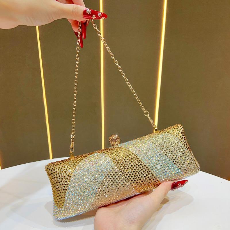 A High-end and Fashionable Crossbody Bag with Gradient Gold and Diamond Color for The Evening