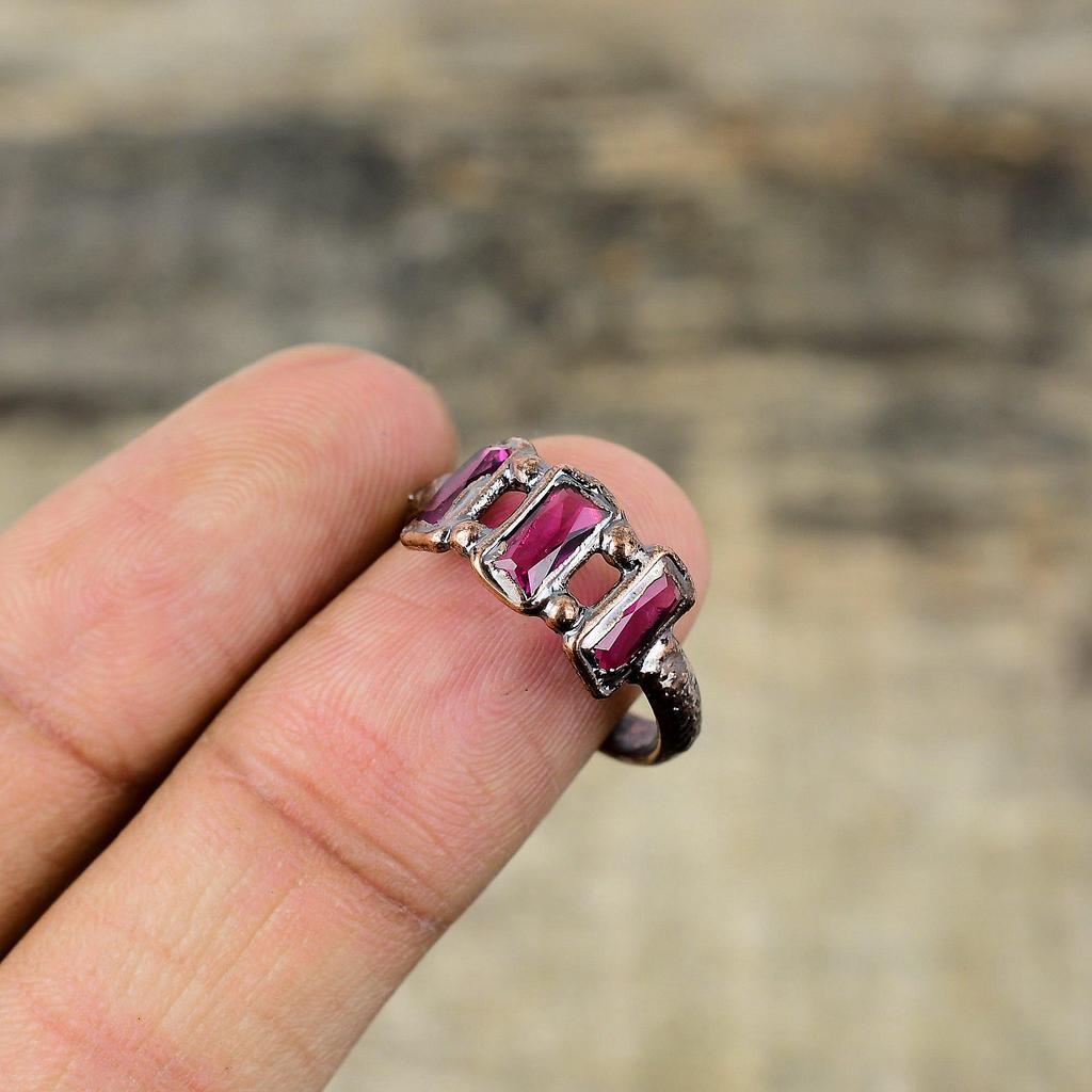 Rosa Turmalin Ring Elektrogeformter Kupferring Schöner Edelstein Handgefertigter Ring Elektrogeformter Kupferschmuck Zum Verschenken Erhältlich in Ringgröße