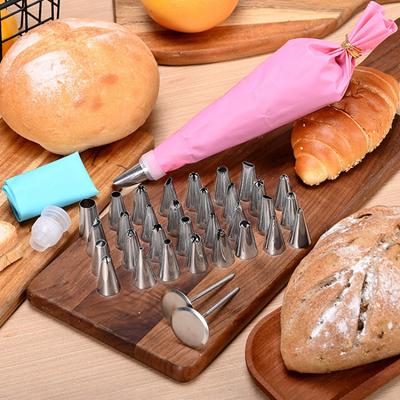Set de Ustensile pentru Decorat Torturi 32 Duze de Glazurare 2 Pungi de Silicon Cuploare Suporturi Flori pentru DIY Coacere Gadgeturi de Bucătărie Accesorii pentru Casă