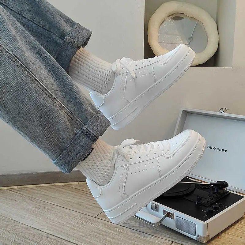 

2024 Men s Breathable White Summer Sneakers – Versatile Casual Shoes for Teens and Students Size 43 белый