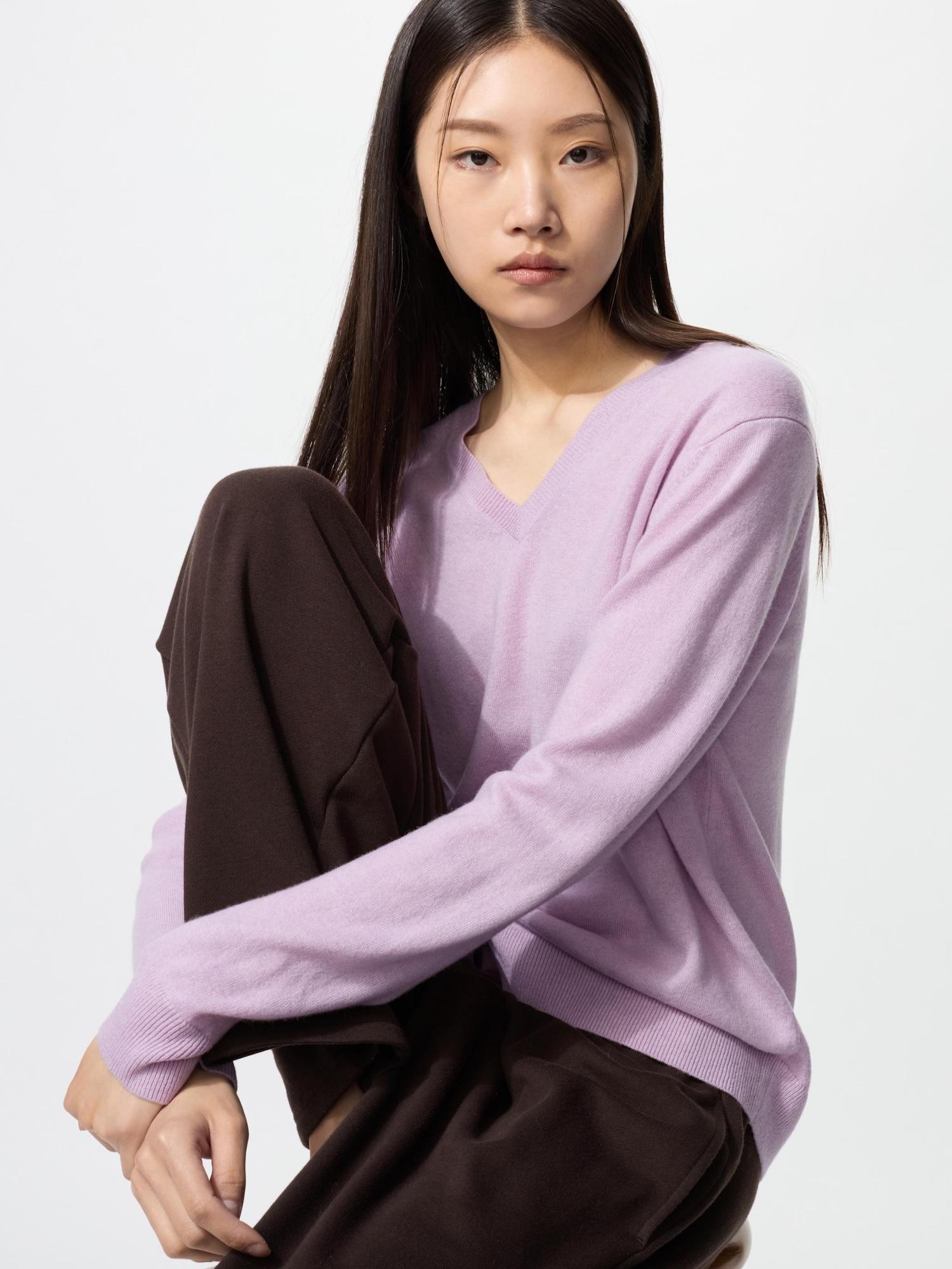 

Свитер Uniqlo Cashmere с V-образным вырезом 70 LIGHT PURPLE/WOMEN L
