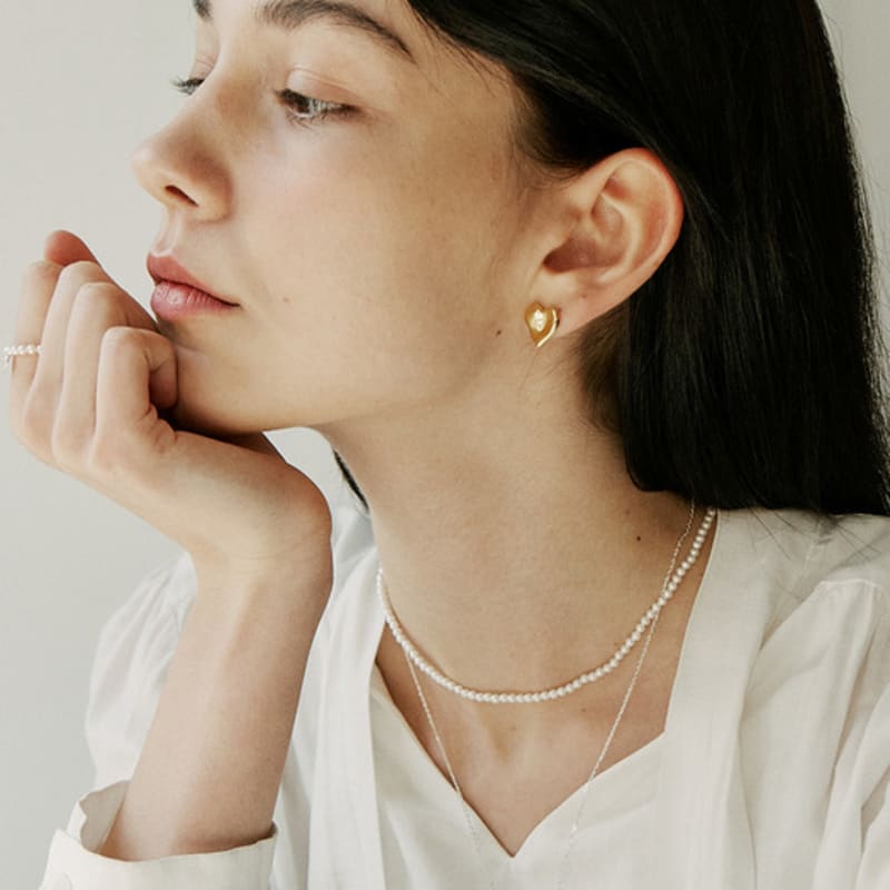 ROAJU [silver925]crushed Heart Earring