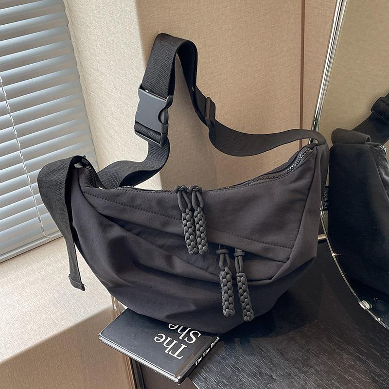 Casual Nylon Dumpling Bag Street Popular Shoulder Messenger Bag Women's New Versatile Korean Version Underarm Bag Student Bag