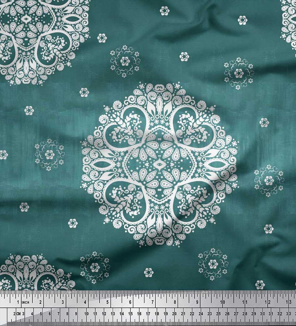 

Японська креп-сатин Soimoi Тканина з декоративним принтом Mandala на метри 42 дюйми 42 Inch Wide - Poly Crepe зелений