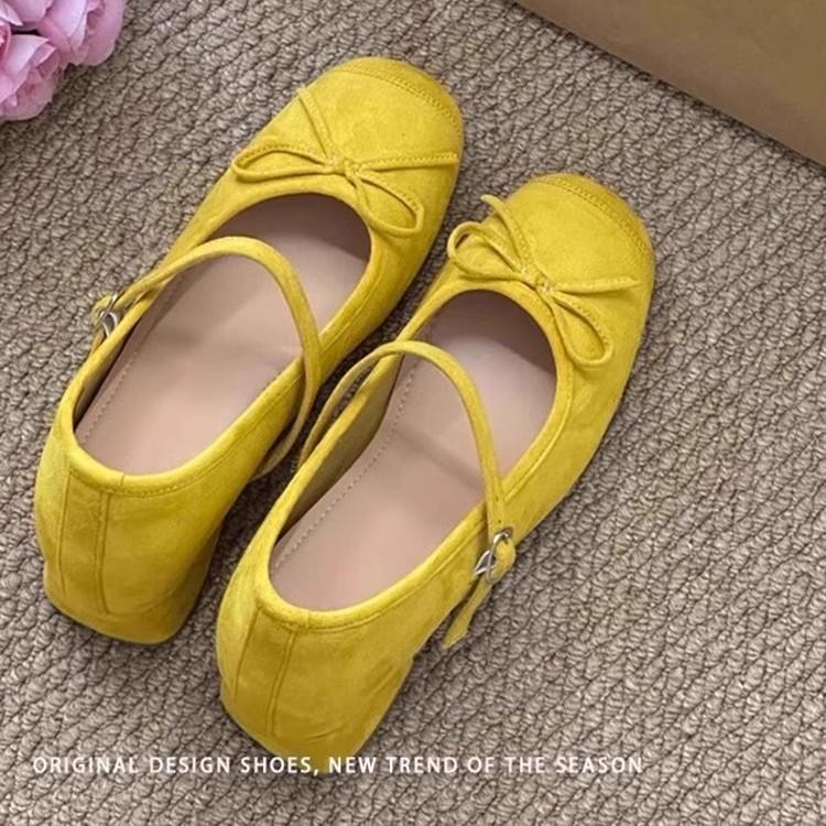 Retro bow thick heel Mary Jane shoes women's 2025 spring and summer new versatile inner height increase one-word buckle light mouth single shoes